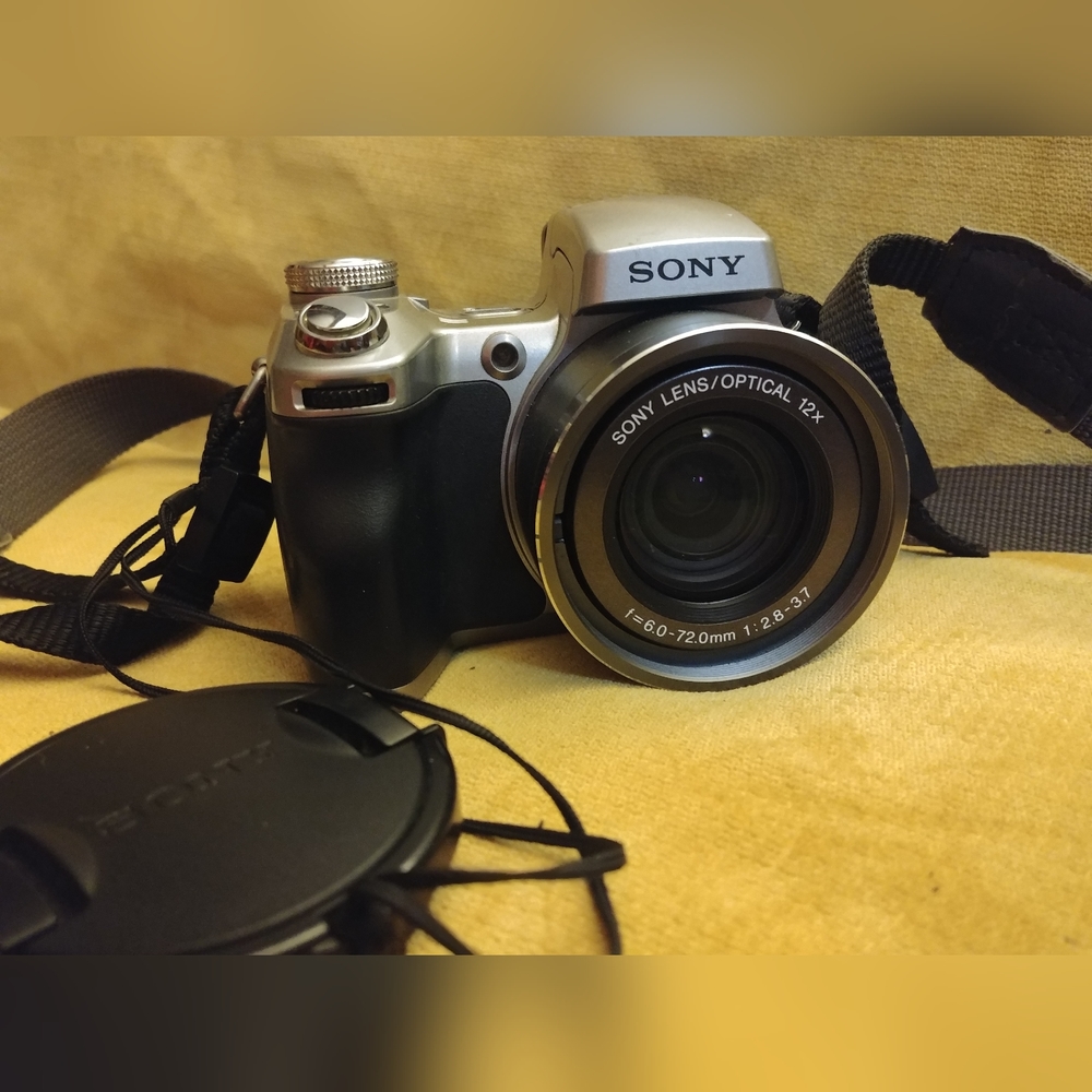 Camera Sony Super Steady shot 5.1 no DSC-H1 - Picture 3 of 7